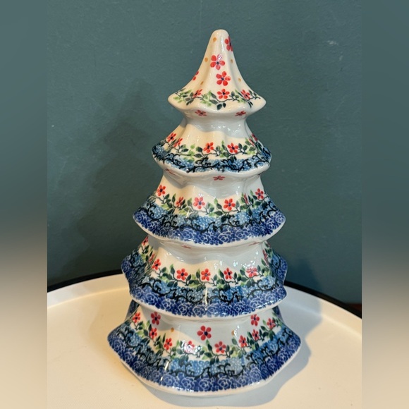 Polish Pottery Other - NWT Boleslawiec Polish Pottery Christmas Tree - Large 10” Red Floral